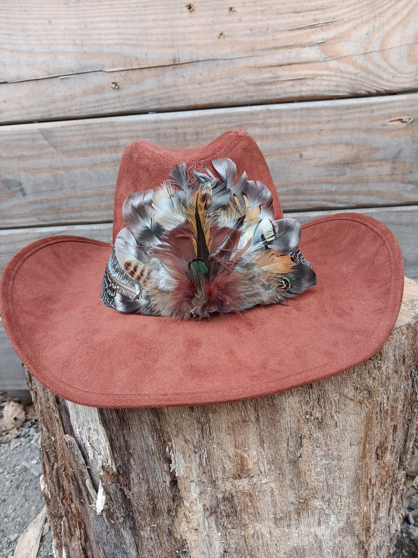 Cowboy outback faux suede hat